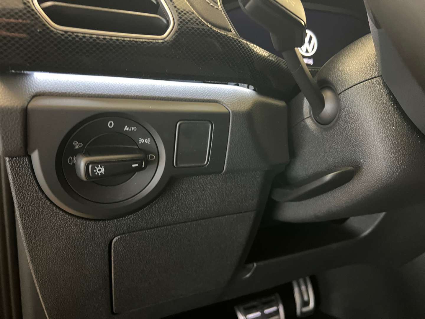 Volkswagen T-CROSS R-Line - 2025 - Joinsteer - #10