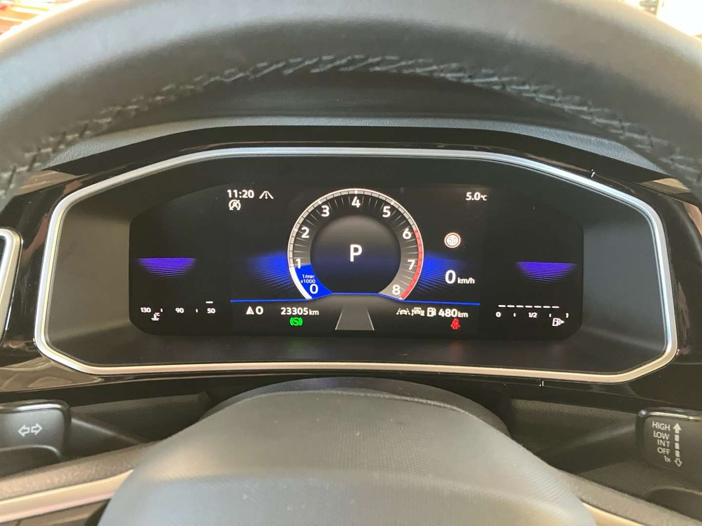 Volkswagen T-Roc R-Line - 2025 - Joinsteer - #12