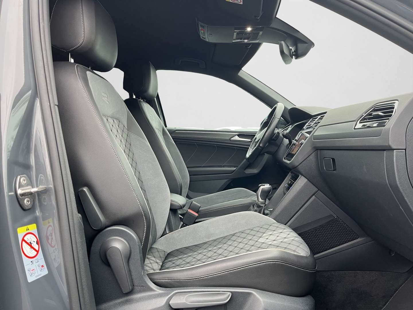 Volkswagen TIGUAN R-Line - 2021 - Joinsteer - #4