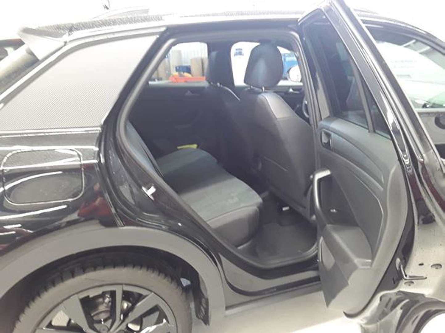 Volkswagen T-Roc R-Line - 2025 - Joinsteer - #5