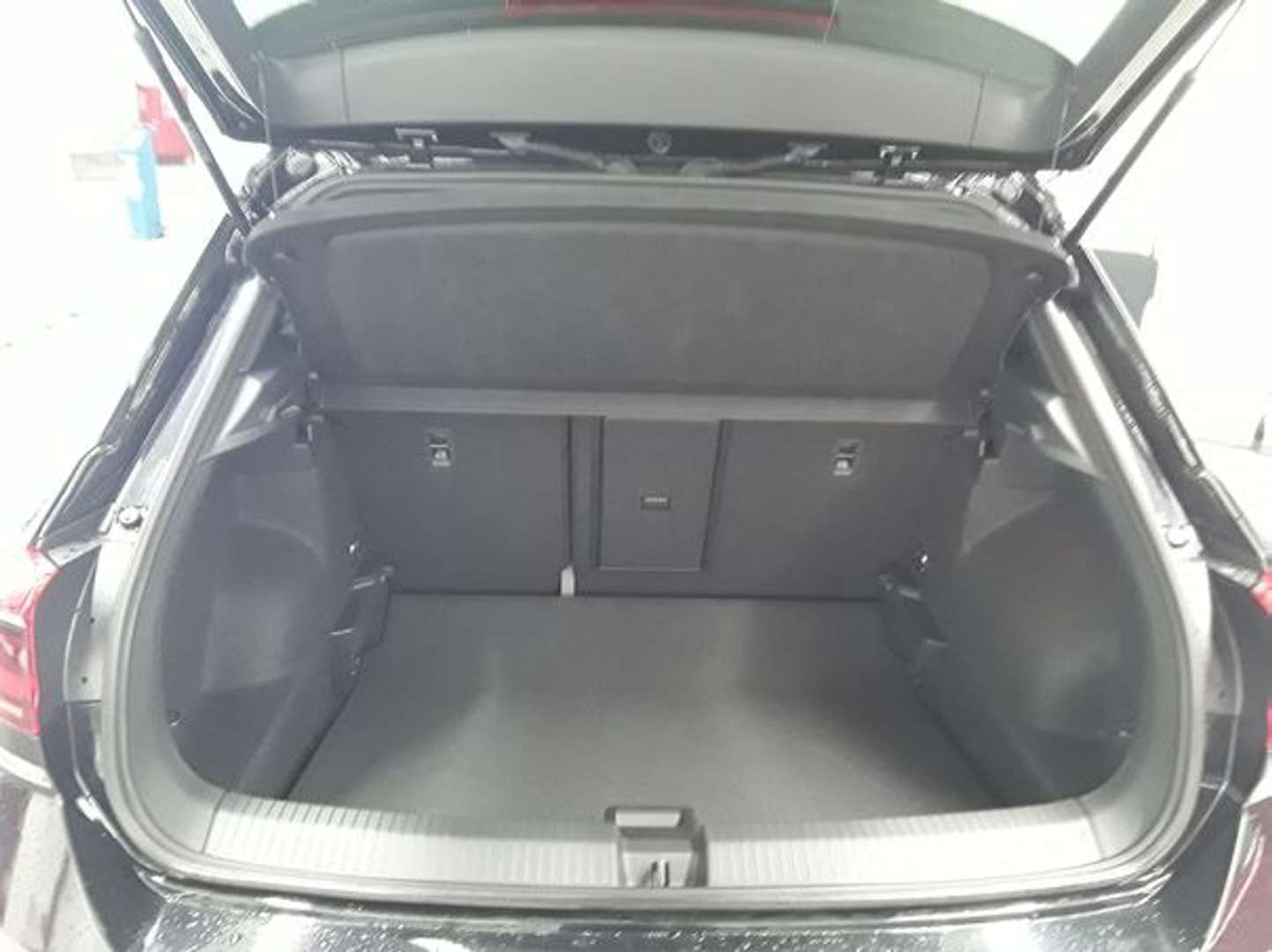 Volkswagen T-Roc R-Line - 2025 - Joinsteer - #6