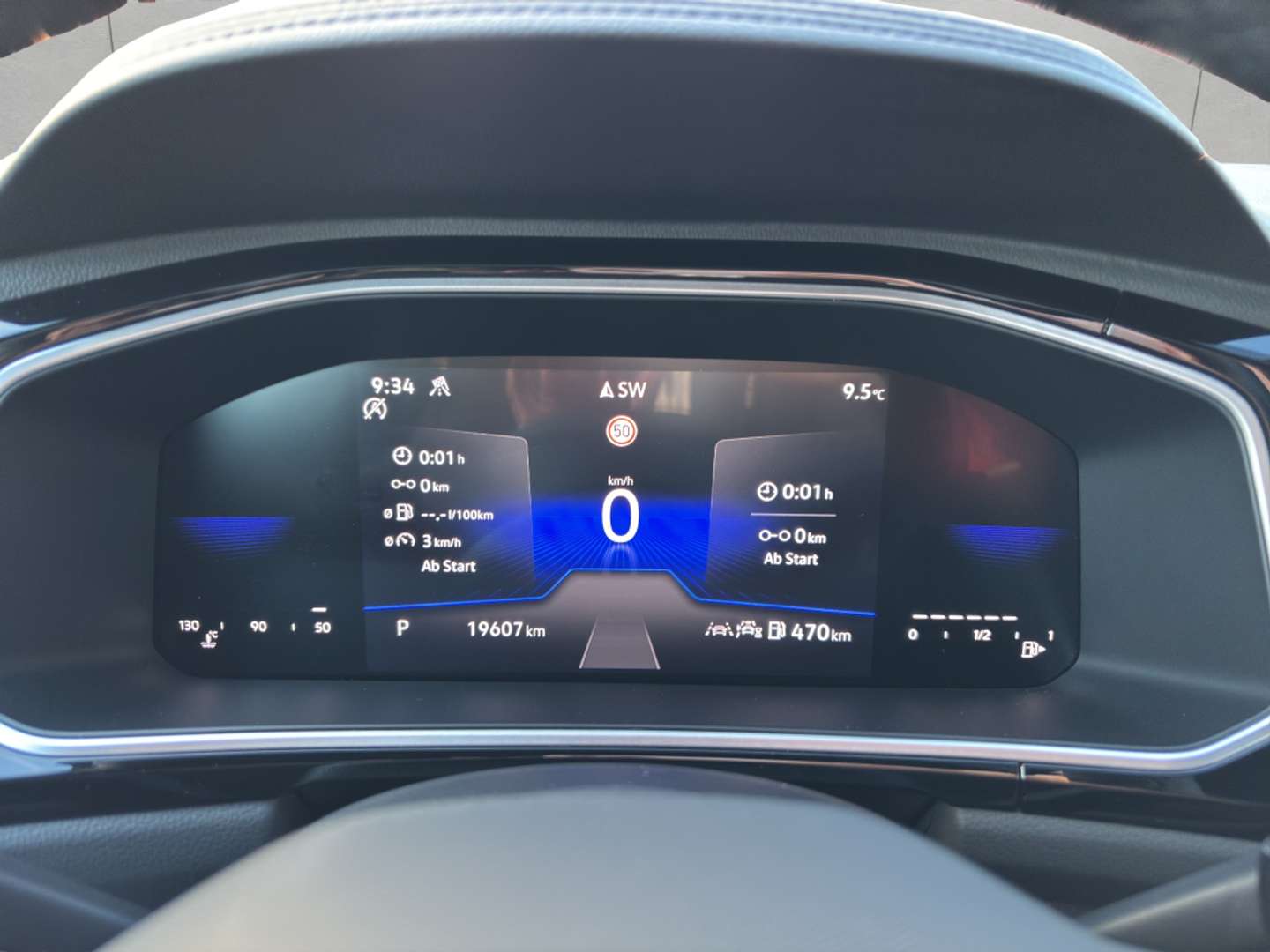 Volkswagen T-Roc R-Line - 2025 - Joinsteer - #13