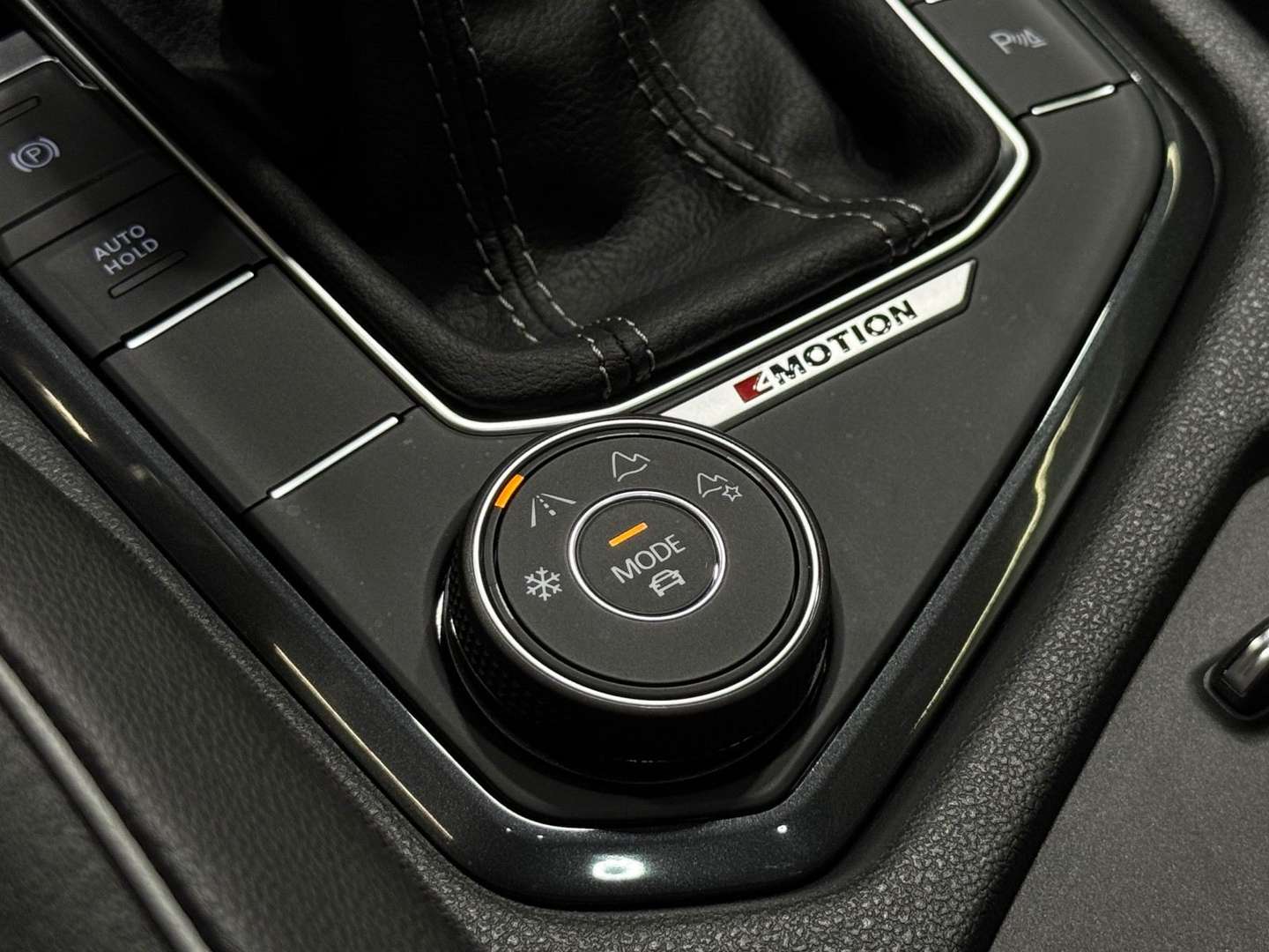 Volkswagen TIGUAN TDI 4Motion R-Line - 2020 - Joinsteer - #13