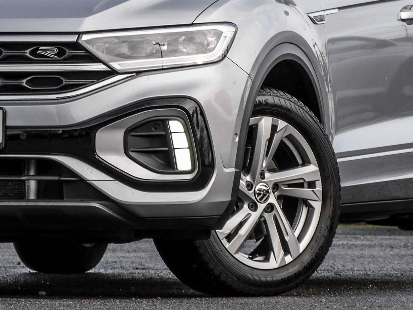 Volkswagen T-Roc R-Line - 2025 - Joinsteer - #4