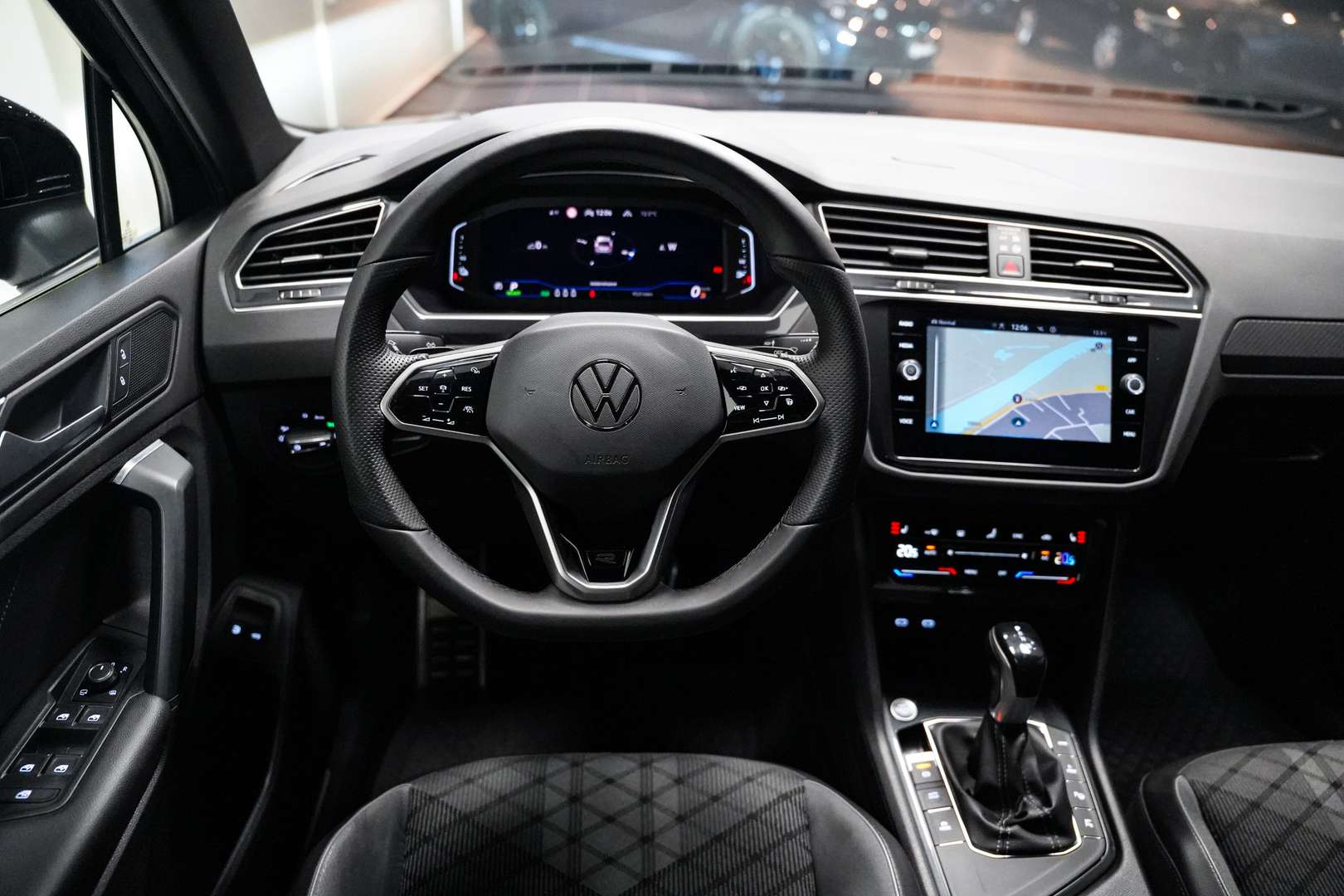 Volkswagen TIGUAN EHybrid R-Line - 2021 - Joinsteer - #11