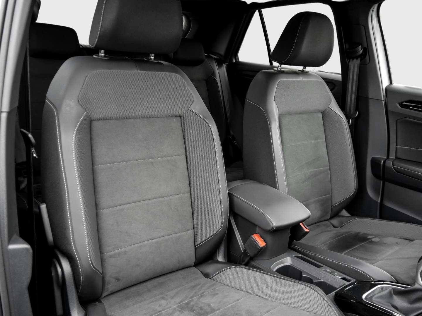 Volkswagen T-Roc R-Line - 2025 - Joinsteer - #5