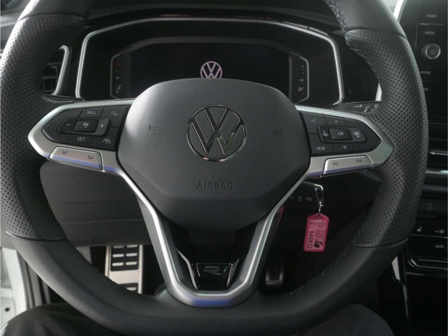 Volkswagen T-Roc R-Line - 2025 - Joinsteer - #11