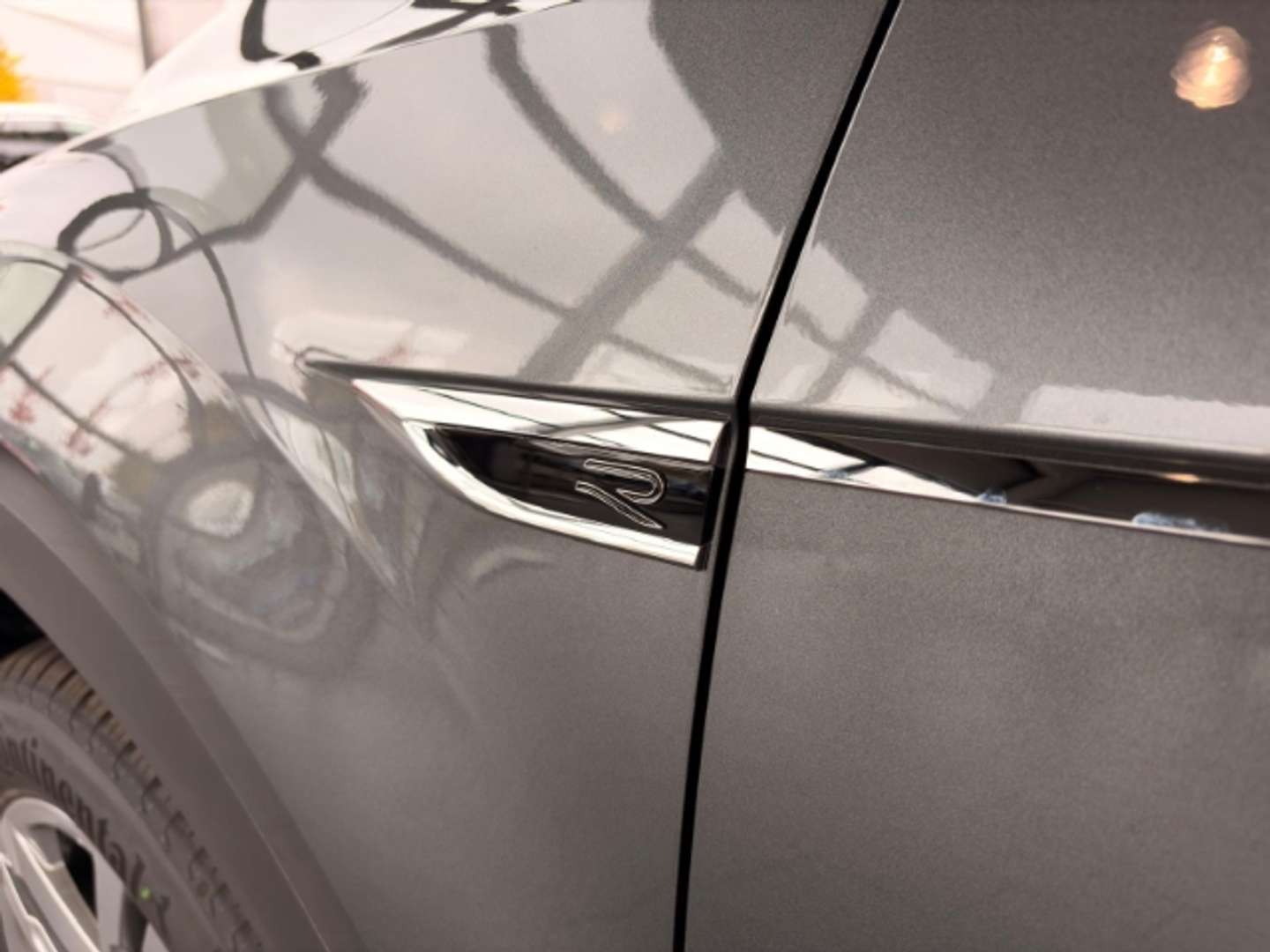 Volkswagen T-Roc R-Line - 2025 - Joinsteer - #8