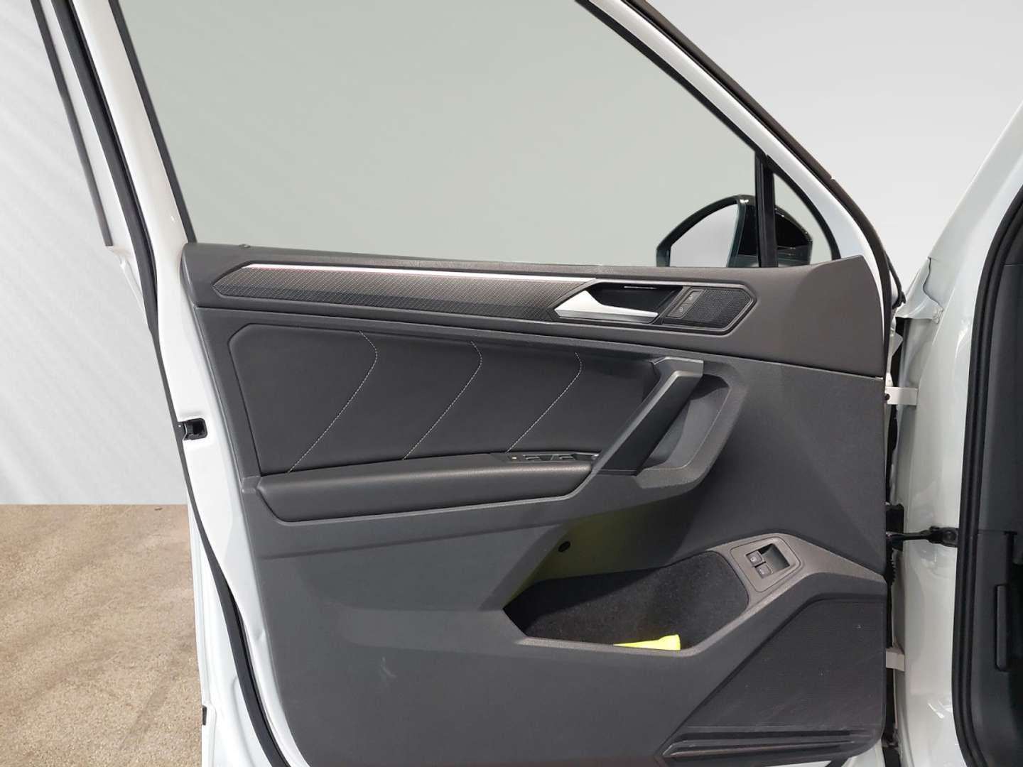 Volkswagen TIGUAN EHybrid R-Line - 2021 - Joinsteer - #14