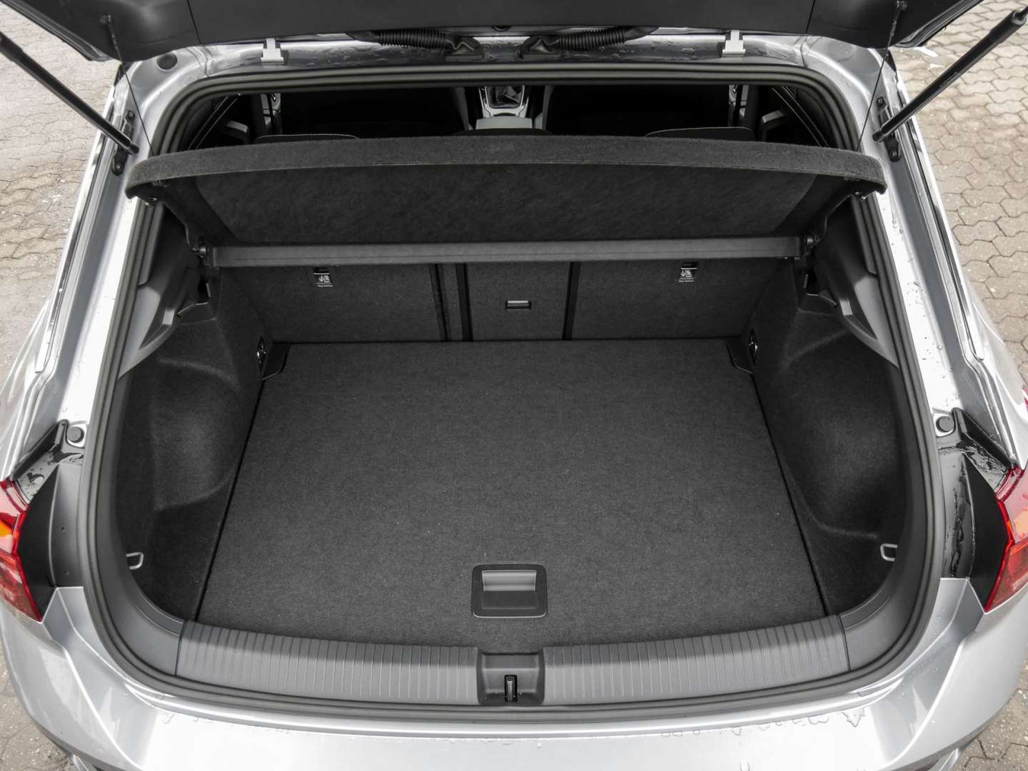 Volkswagen T-Roc R-Line - 2025 - Joinsteer - #14