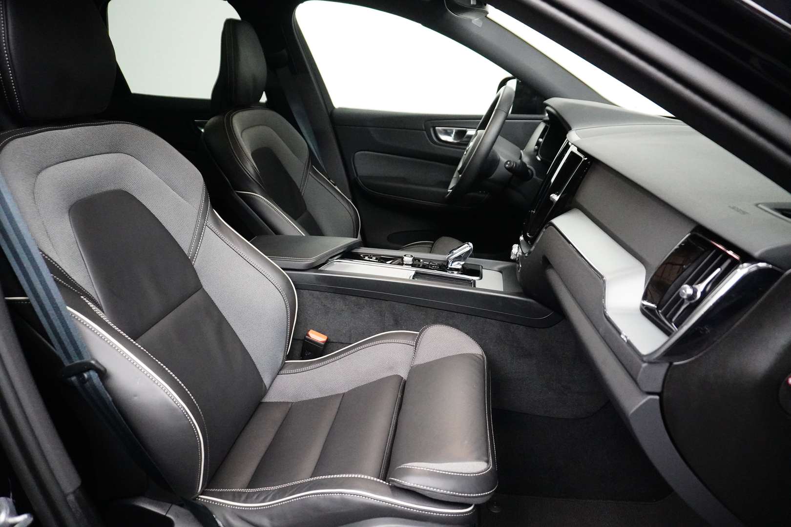 Volvo XC60 T6 Recharge Plus - 2025 - Joinsteer - #6