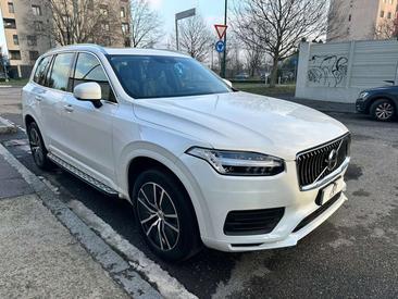 Volvo XC90 B5 Momentum — photo 2