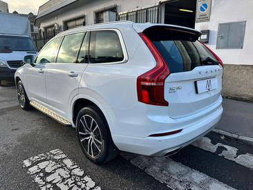 Volvo XC90 B5 Momentum — photo 6