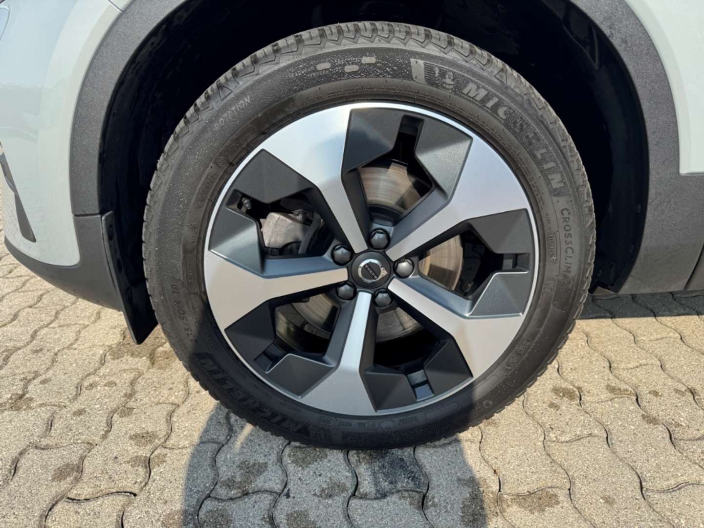 Volvo XC40 B3 Core - 2023 - Joinsteer - #2