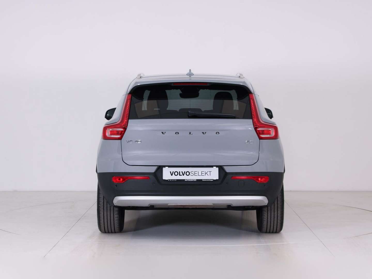 Volvo XC40 B3 Core - 2025 - Joinsteer - #5