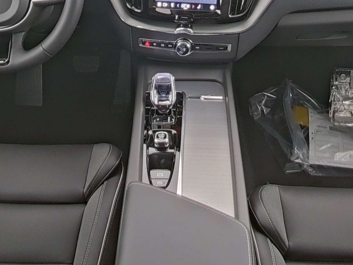 Volvo XC60 B5 Ultra Black Edition - 2025 - Joinsteer - #6