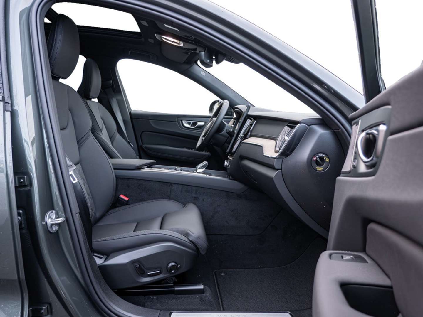 Volvo XC60 T8 Recharge Ultimate - 2025 - Joinsteer - #4
