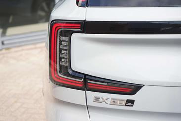 Volvo EX90 Twin Motor — photo 8