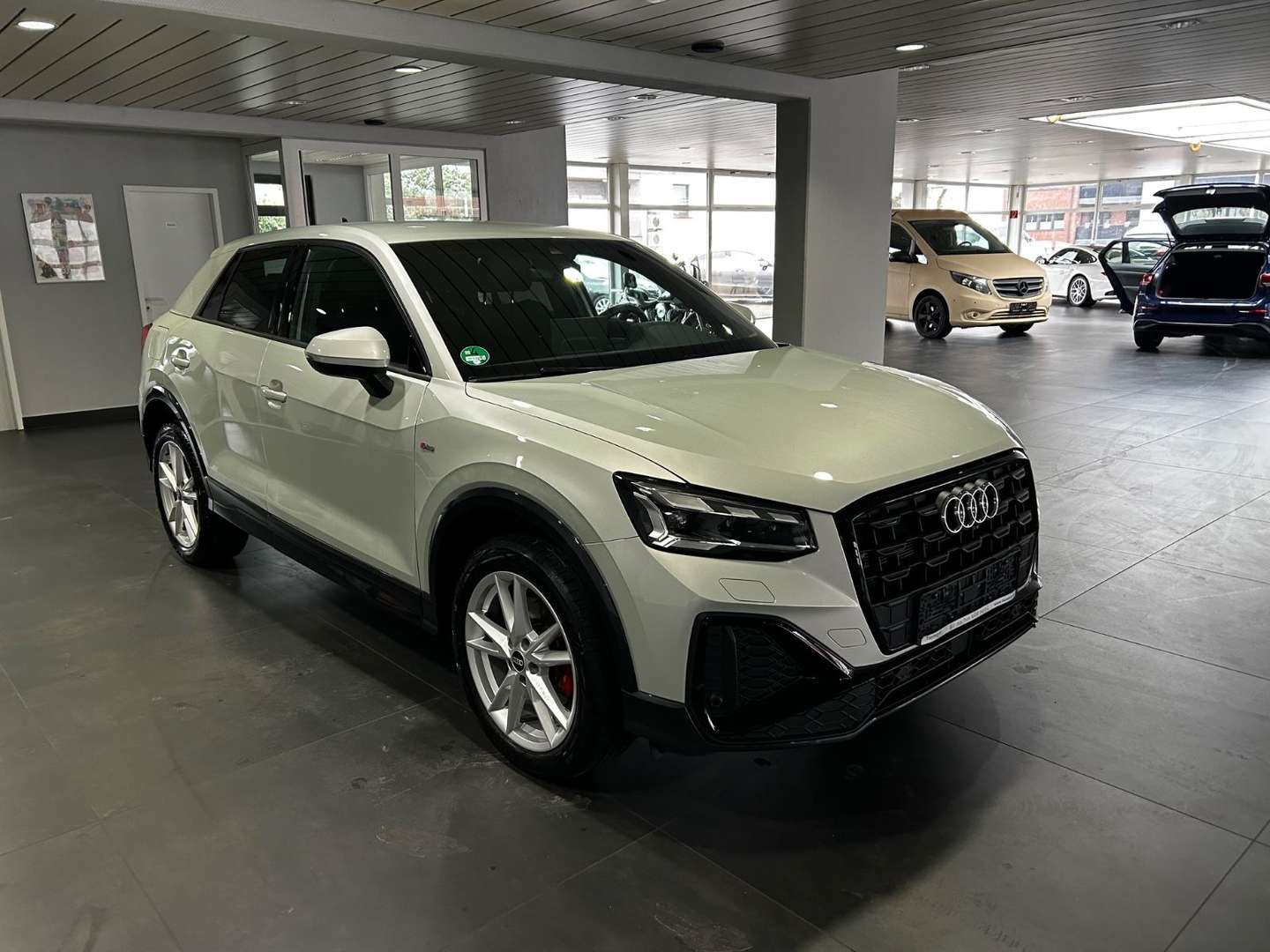 Audi Q2 S Line 35 TDI - 2024 - Joinsteer - #3