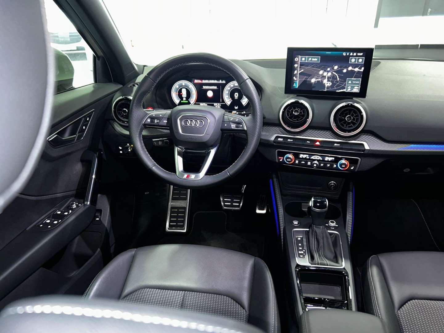 Audi Q2 S Line 35 TDI - 2024 - Joinsteer - #9