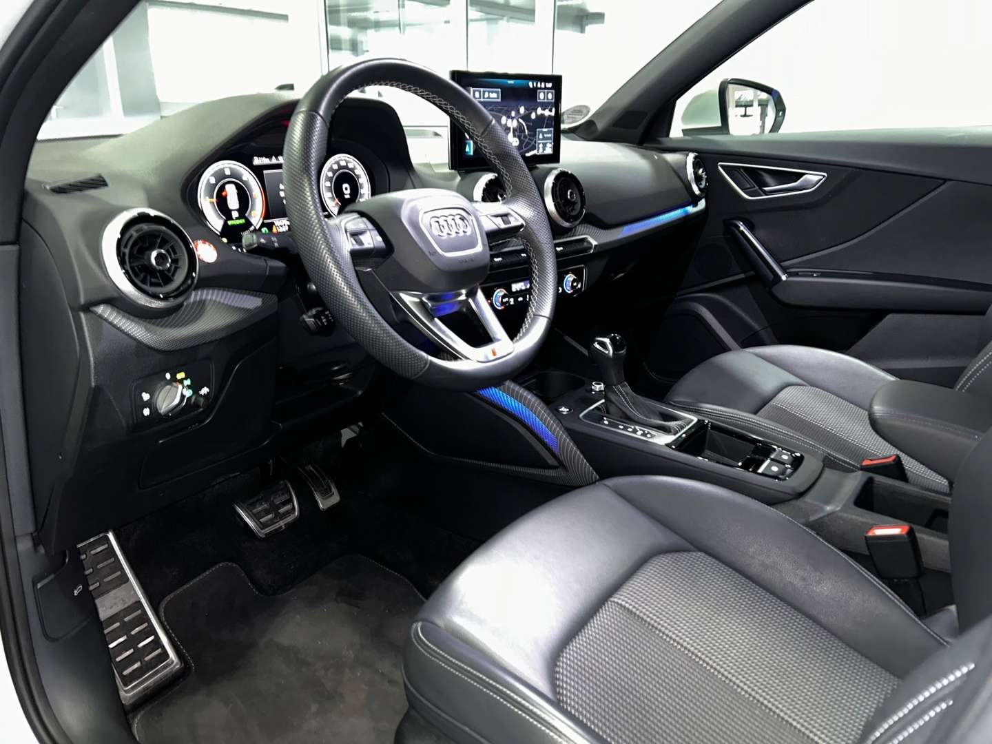 Audi Q2 S Line 35 TDI - 2024 - Joinsteer - #10