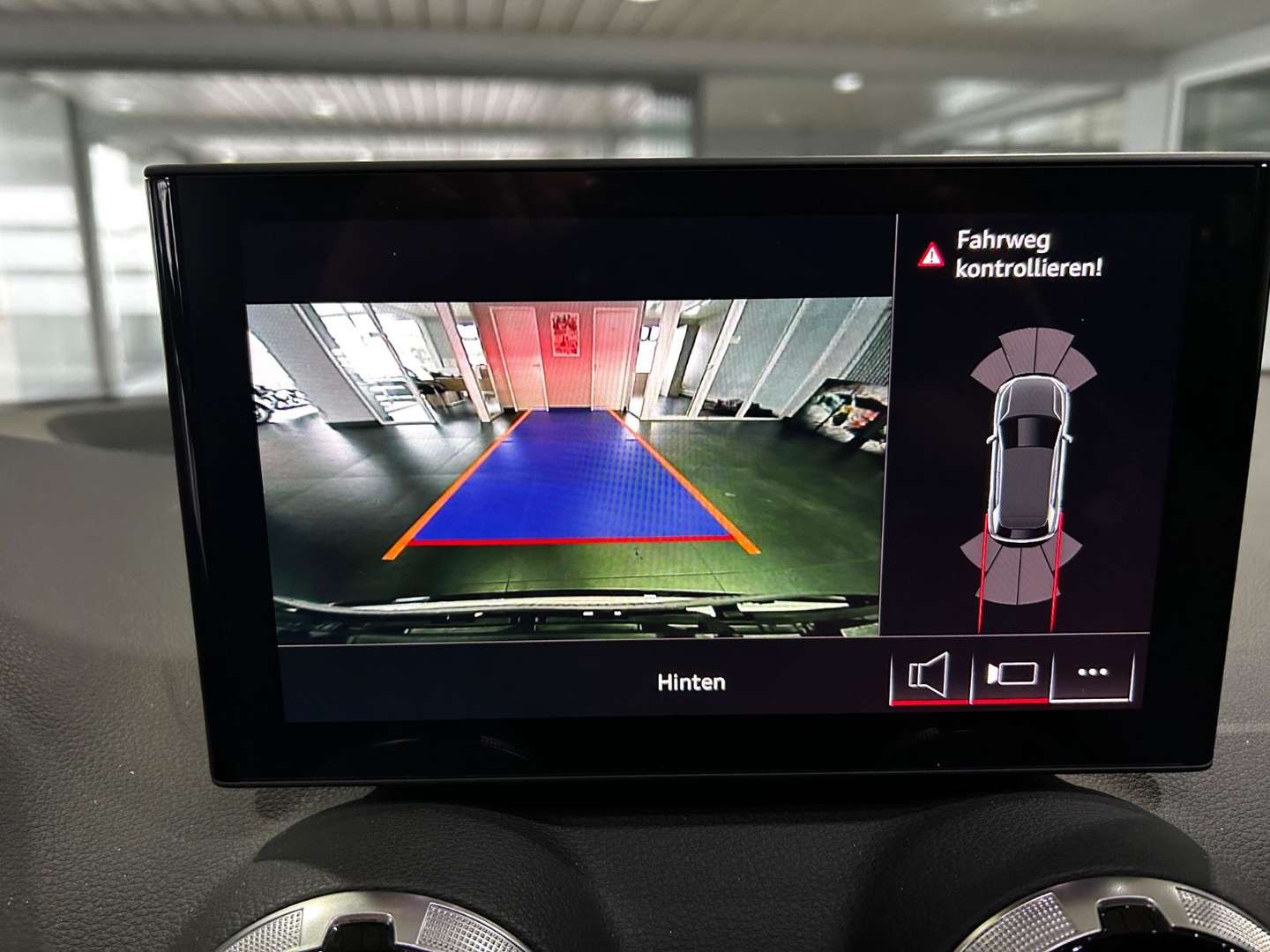 Audi Q2 S Line 35 TDI - 2024 - Joinsteer - #12