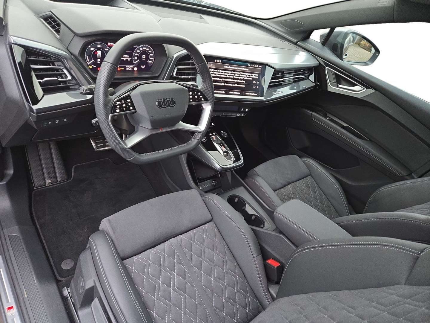 Audi Q4 E-tron 45 - 2025 - Joinsteer - #5