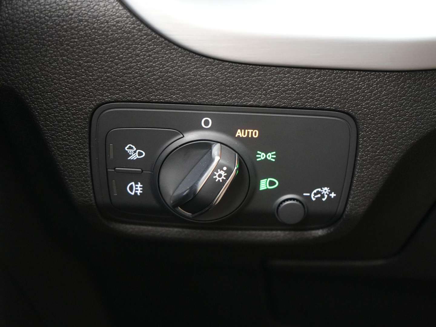 Audi Q2 S Line 35 TFSI - 2025 - Joinsteer - #30