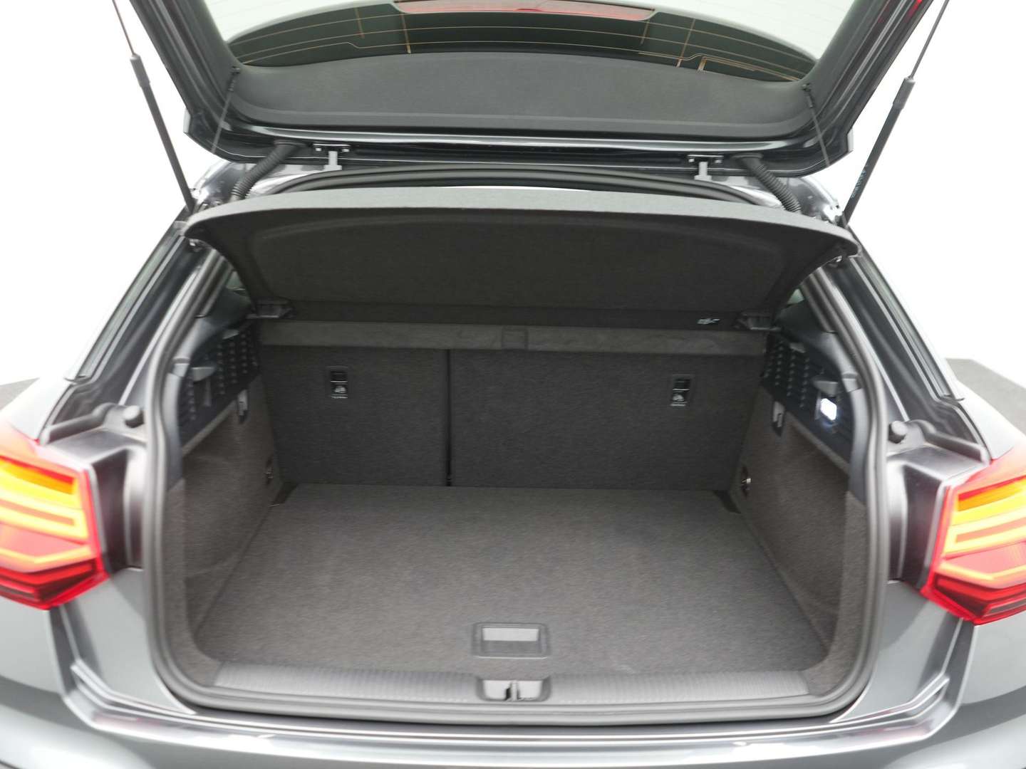 Audi Q2 S Line 35 TFSI - 2025 - Joinsteer - #41