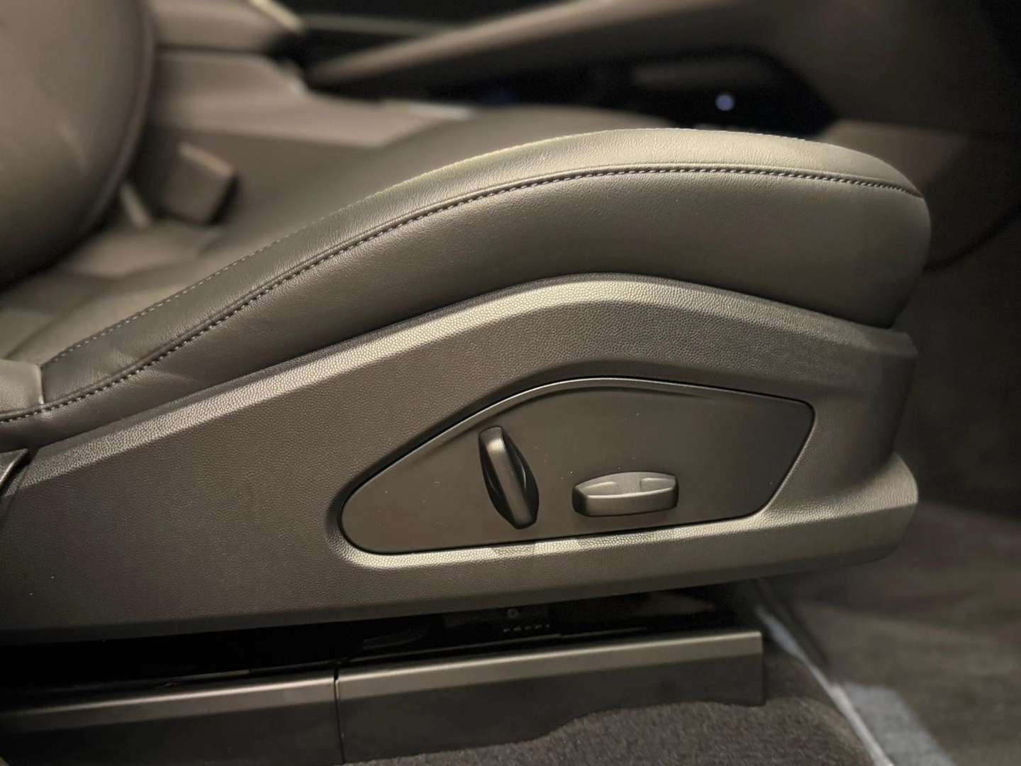 Porsche Macan Electrique 4 - 2025 - Joinsteer - #14