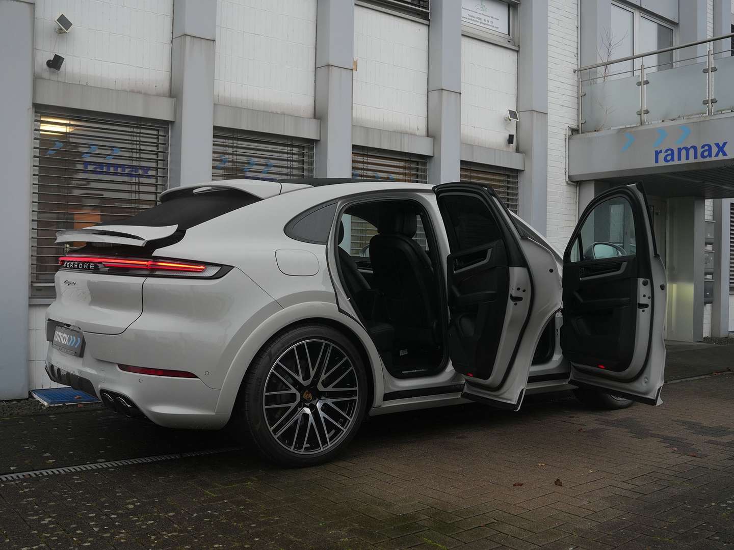 Porsche Cayenne II E-Hybrid - 2024 - Joinsteer - #49