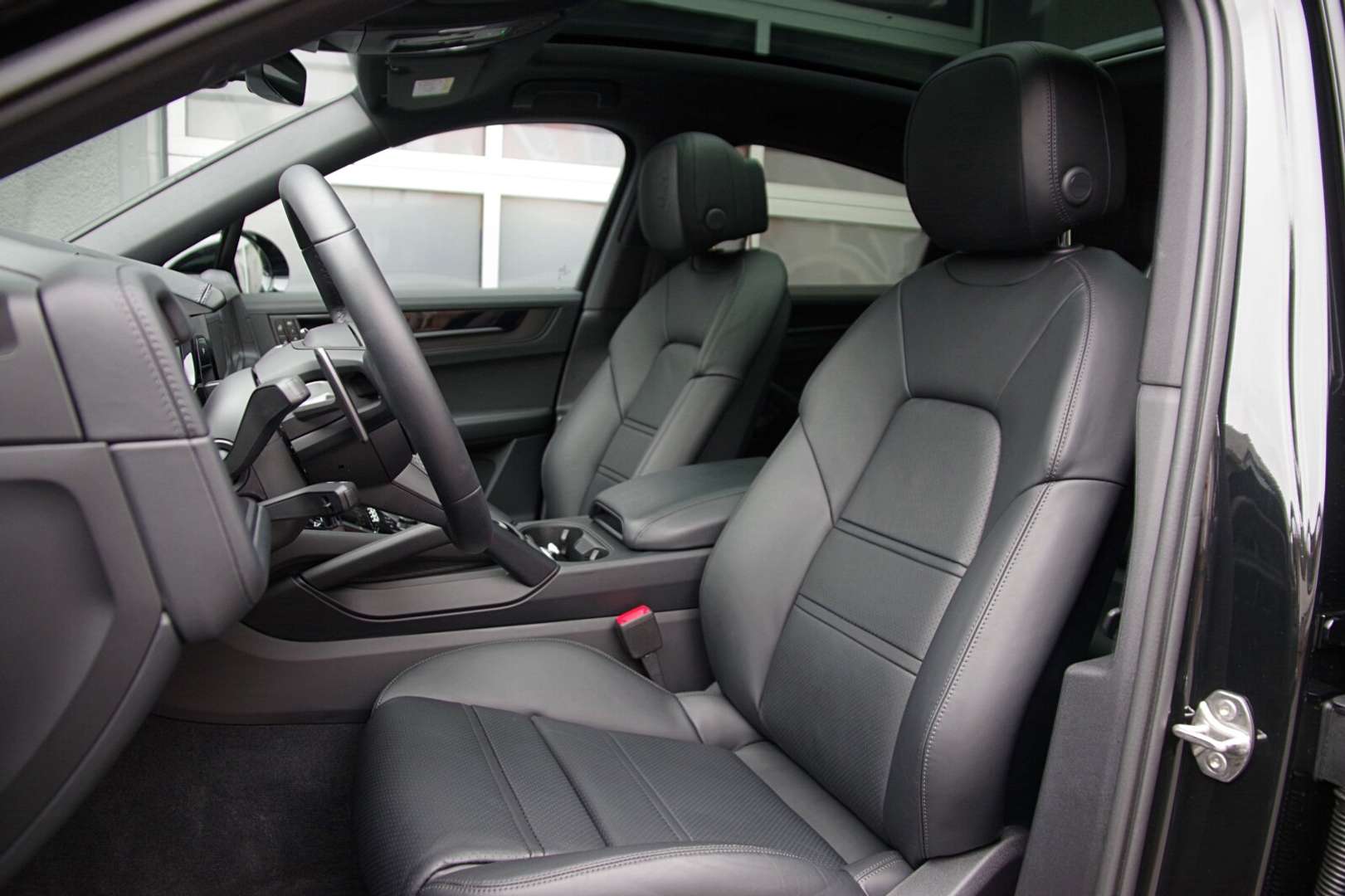 Porsche Cayenne Coupé E-hybrid Black Edition - 2025 - Joinsteer - #5