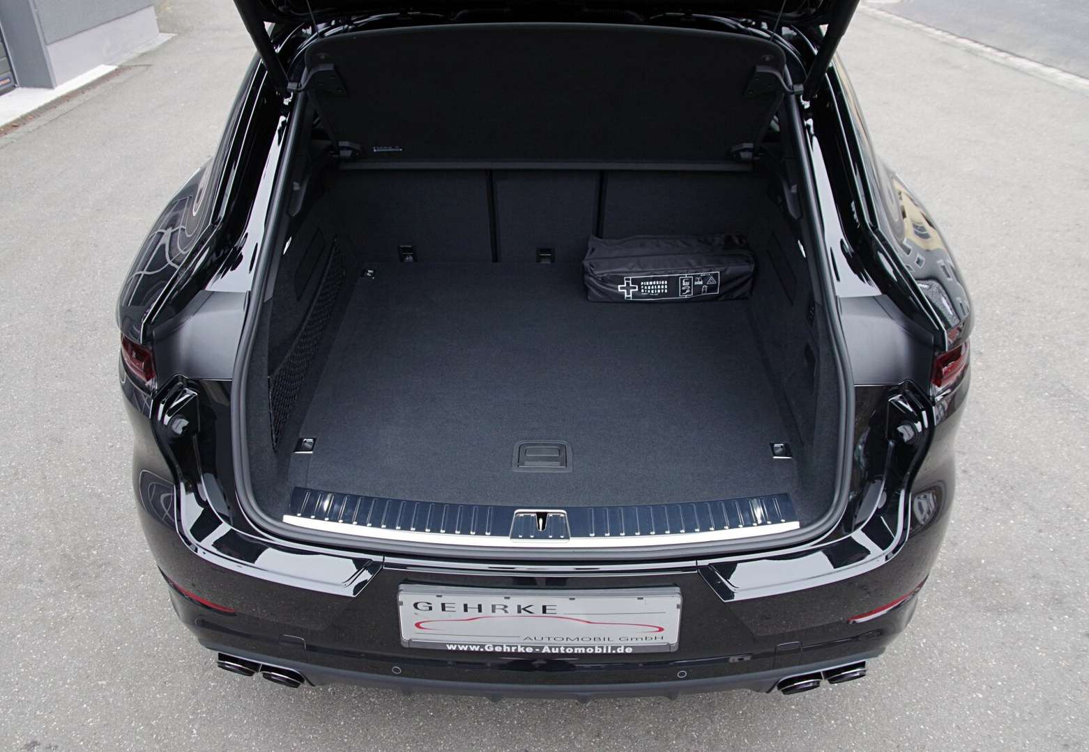 Porsche Cayenne Coupé E-hybrid Black Edition - 2025 - Joinsteer - #16