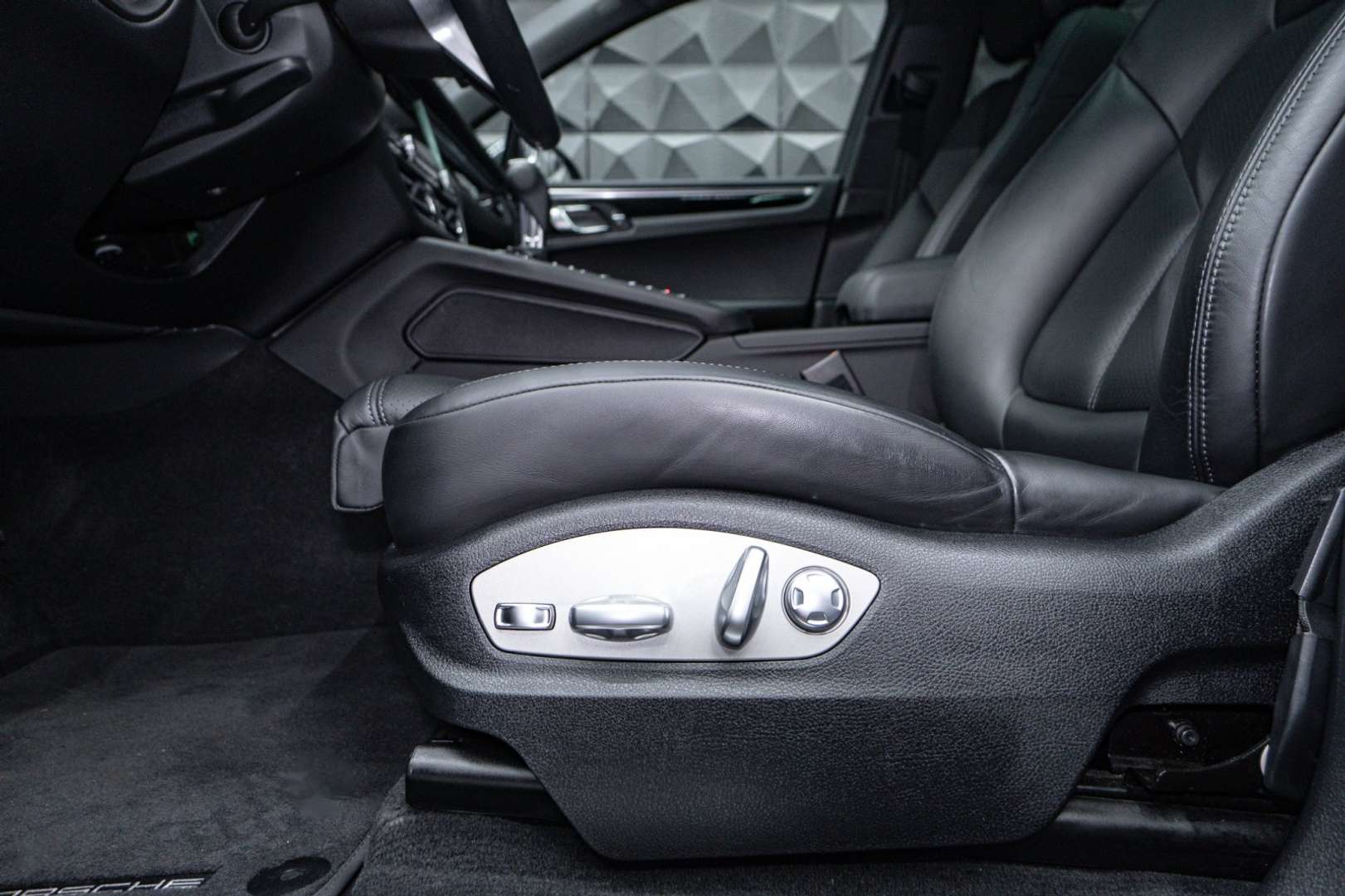 Porsche Macan I S - 2021 - Joinsteer - #18