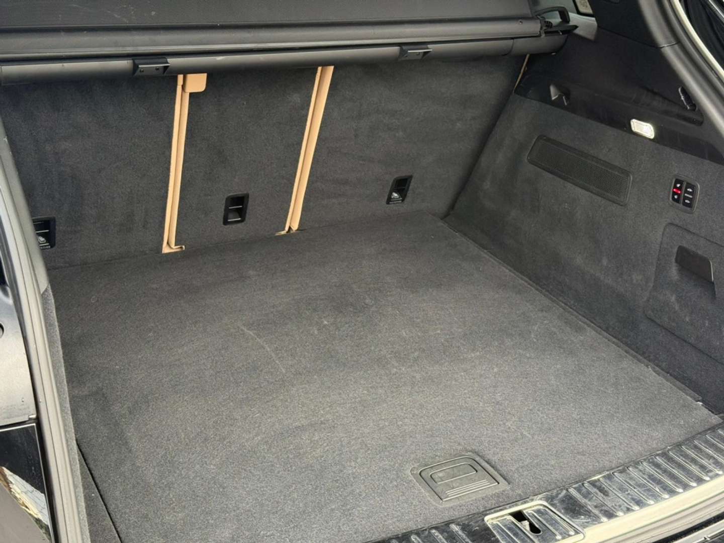 Porsche Cayenne II Platinum Edition - 2023 - Joinsteer - #22