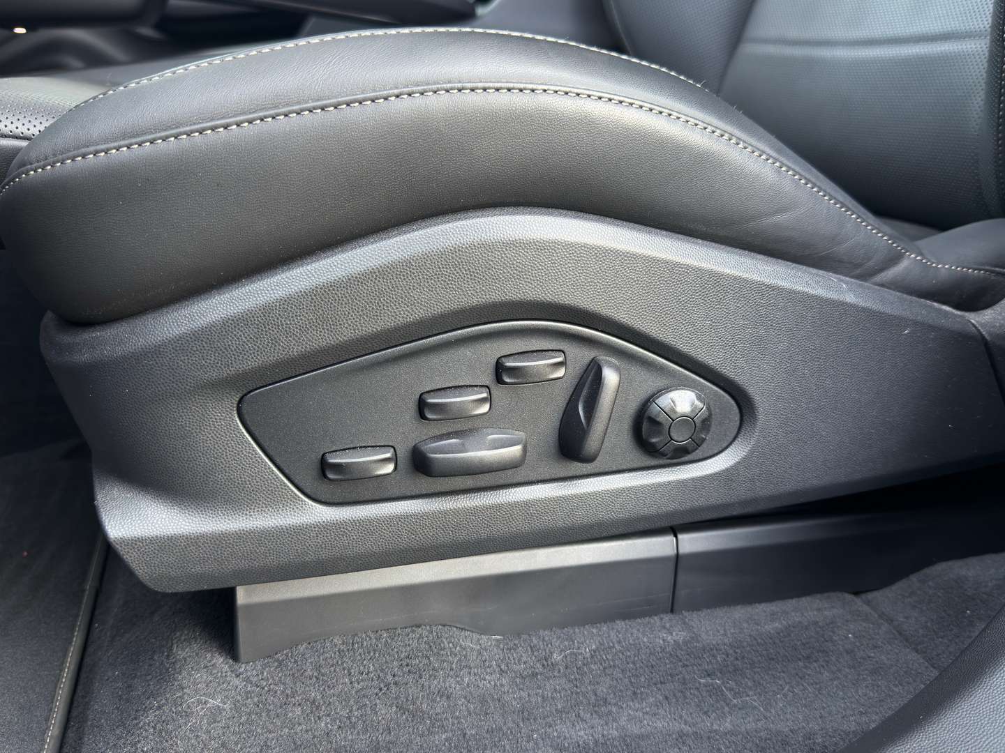 Porsche Macan I Turbo - 2024 - Joinsteer - #23