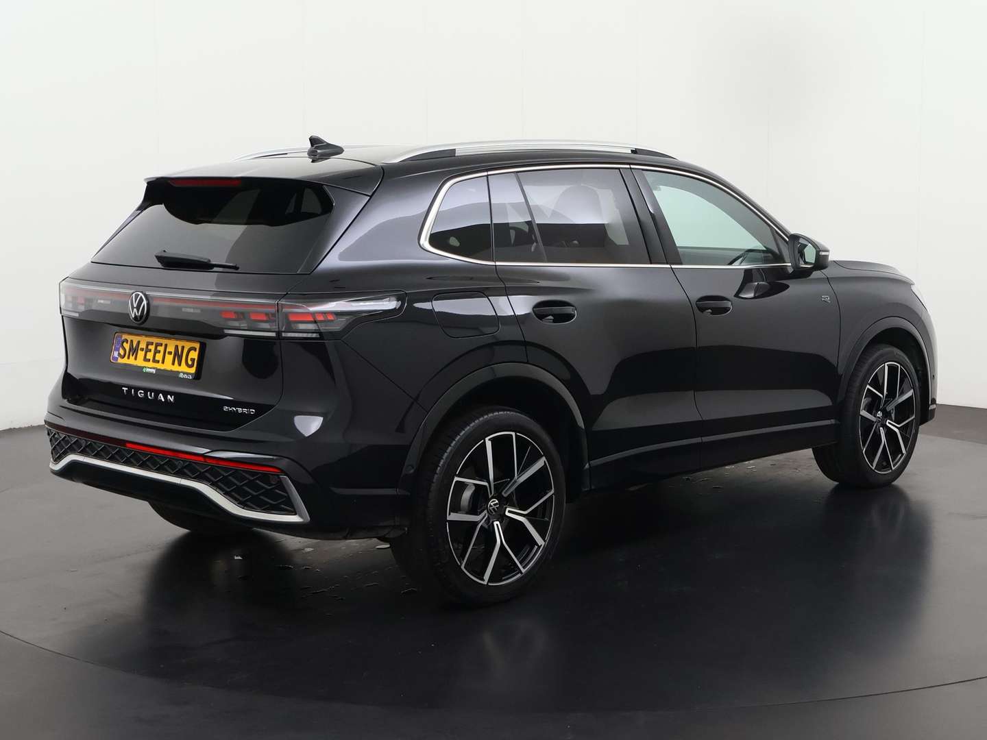Volkswagen TIGUAN EHybrid R-Line - 2024 - Joinsteer - #1