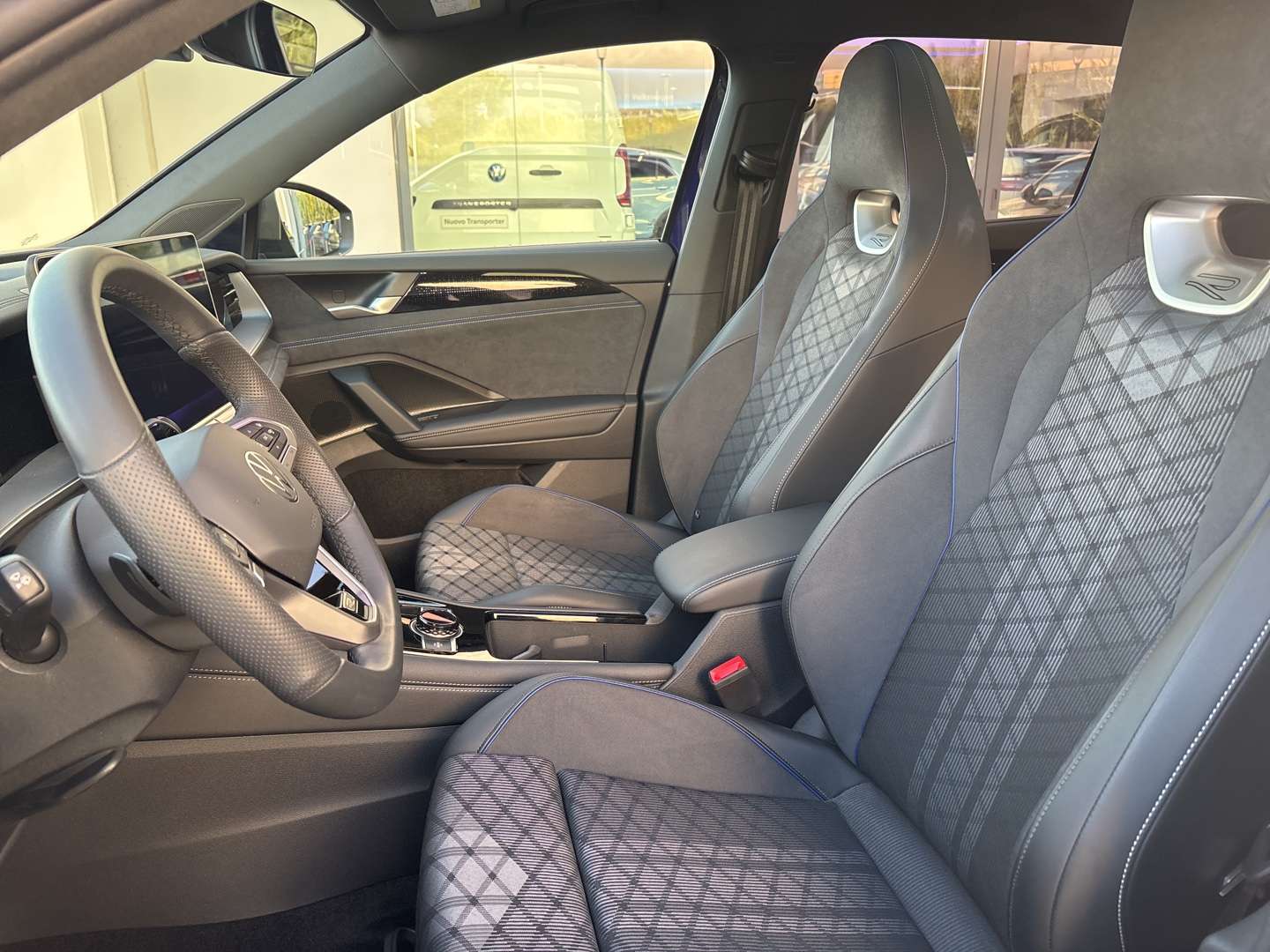 Volkswagen Tayron EHYBRID R-Line Plus - 2025 - Joinsteer - #7