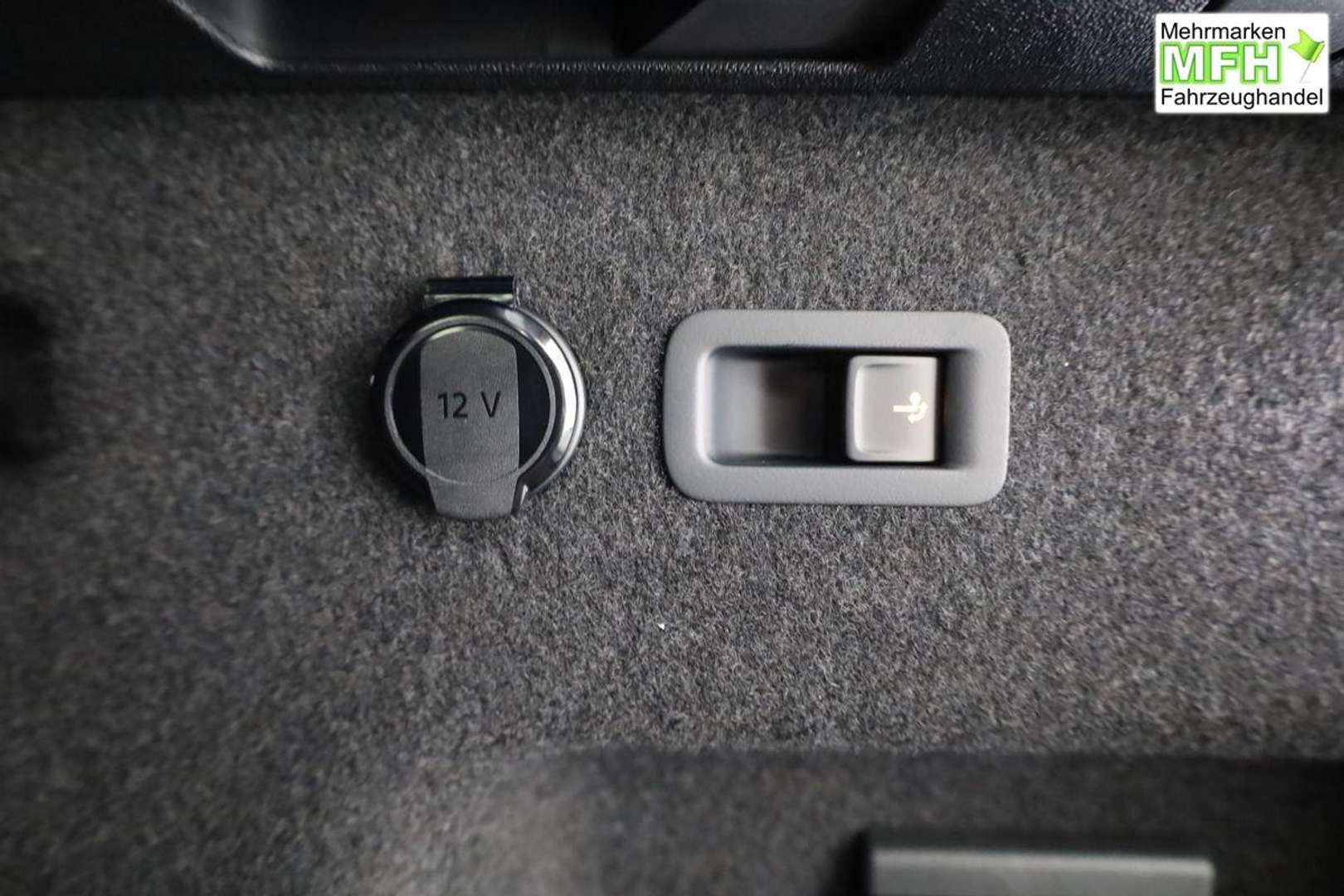 Volkswagen Tayron EHybrid R-Line - 2025 - Joinsteer - #12