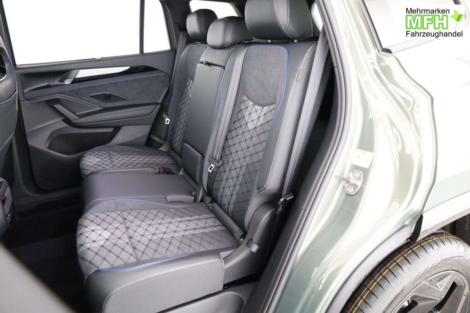 Volkswagen Tayron EHybrid R-Line - 2025 - Joinsteer - #9