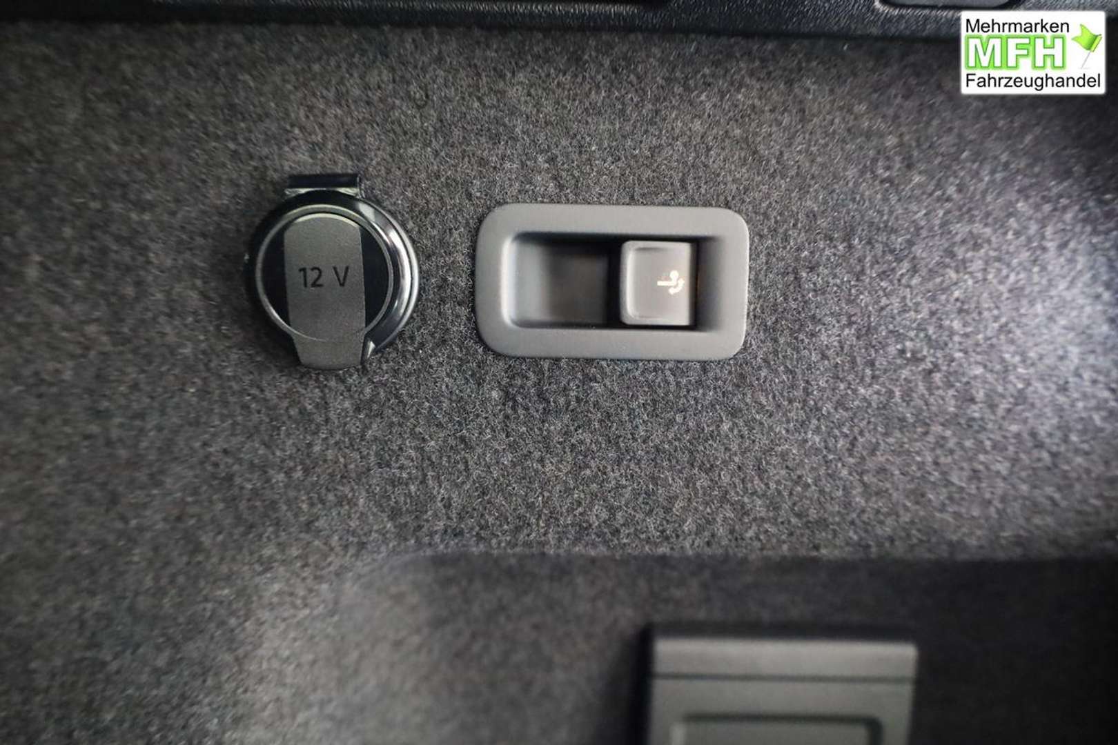 Volkswagen Tayron EHybrid R-Line - 2025 - Joinsteer - #11