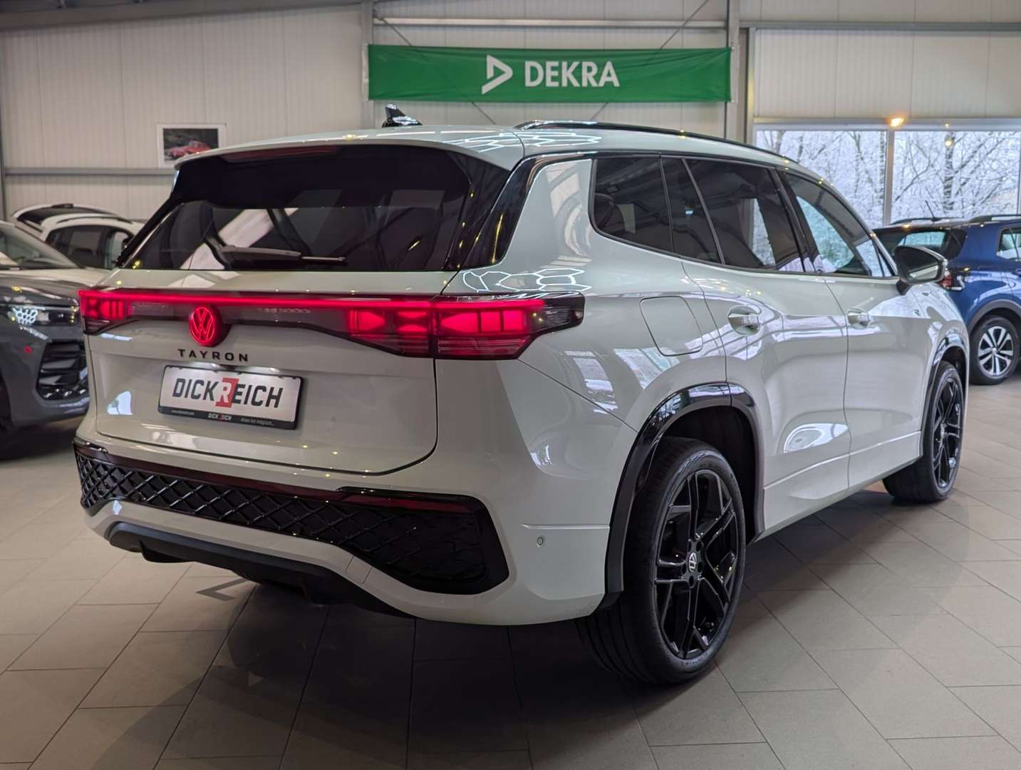 Volkswagen Tayron 4Motion R-Line - 2025 - Joinsteer - #4