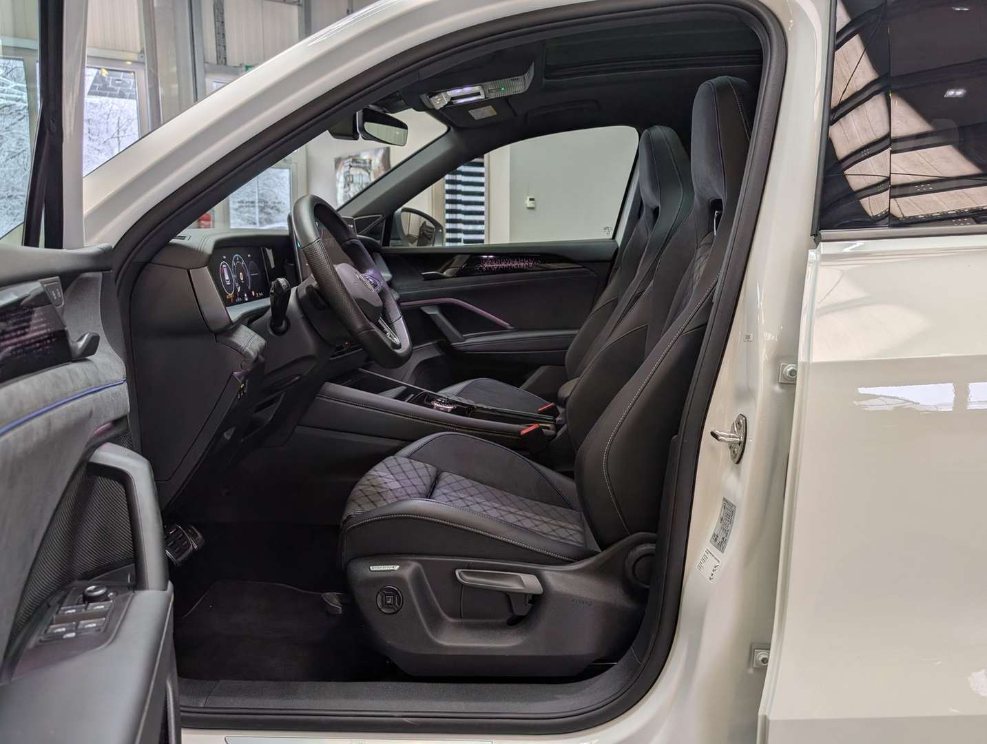 Volkswagen Tayron 4Motion R-Line - 2025 - Joinsteer - #11