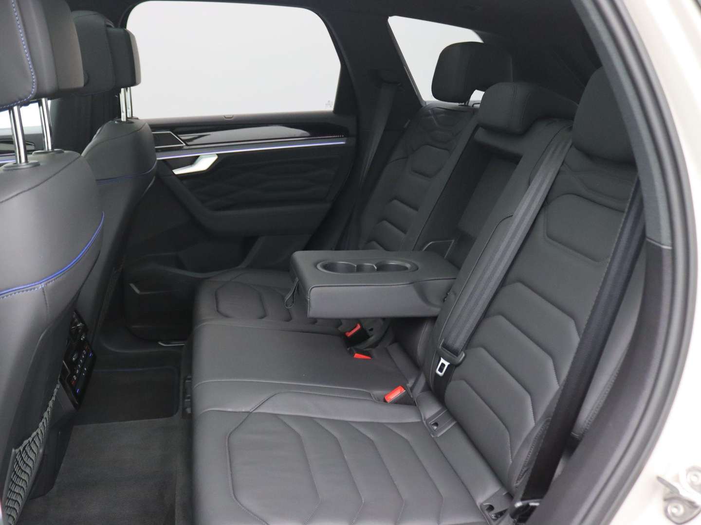 Volkswagen Touareg EHybrid 4Motion R Edition - 2025 - Joinsteer - #5