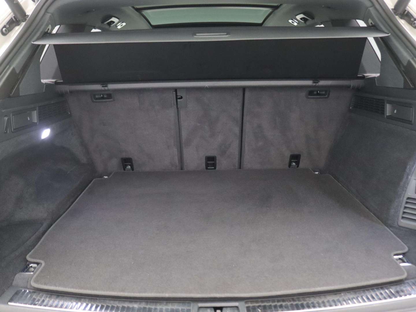 Volkswagen Touareg EHybrid 4Motion R Edition - 2025 - Joinsteer - #6