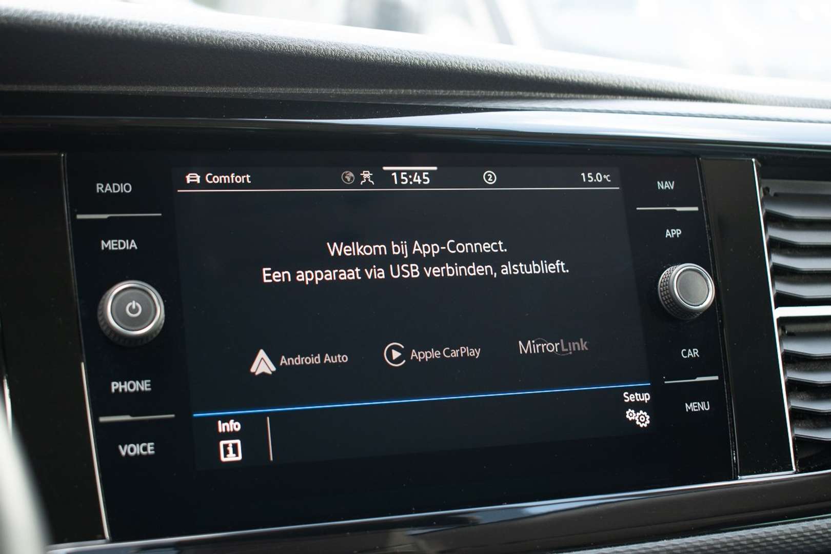 Volkswagen T6 California 4Motion - 2022 - Joinsteer - #25