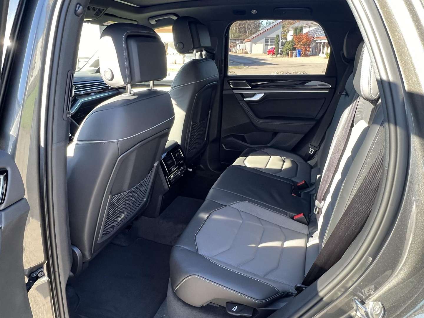 Volkswagen Touareg TDI 4Motion R-Line - 2026 - Joinsteer - #5