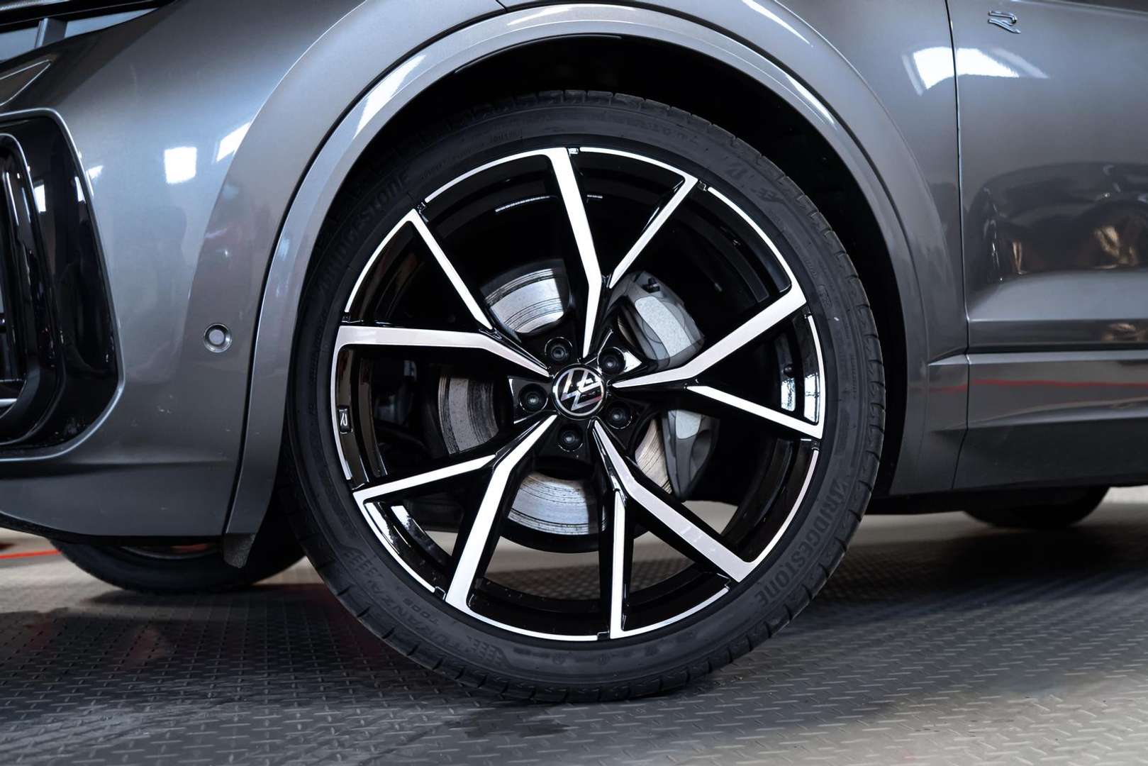 Volkswagen Touareg TDI 4Motion R-Line - 2026 - Joinsteer - #4