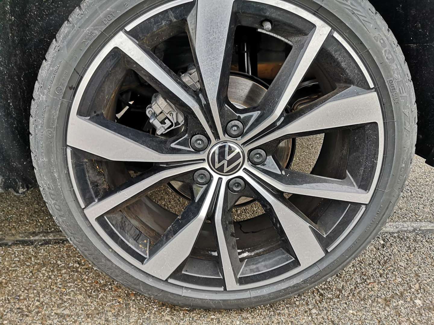 Volkswagen T-Roc R-Line - 2026 - Joinsteer - #3