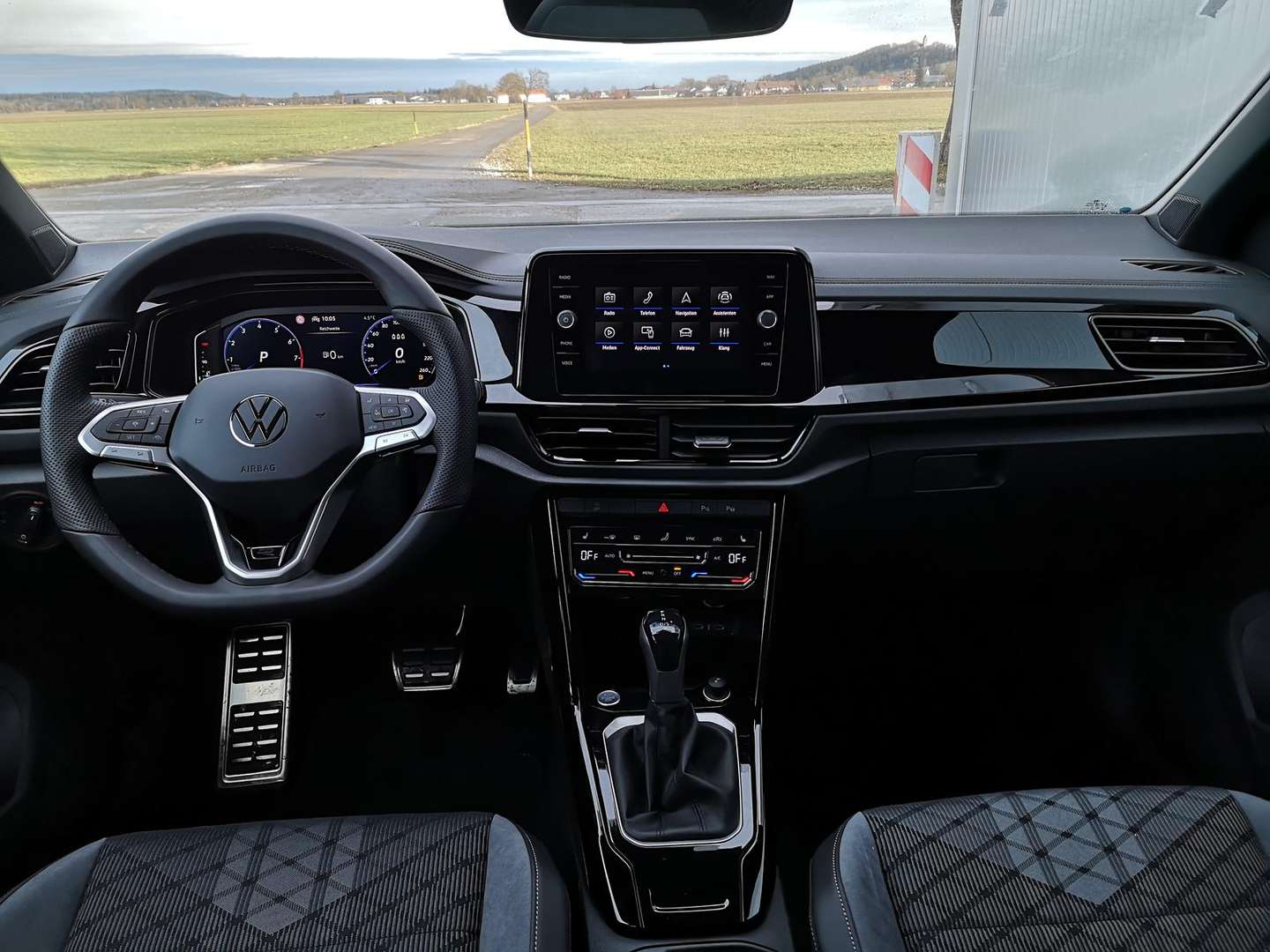 Volkswagen T-Roc R-Line - 2026 - Joinsteer - #5